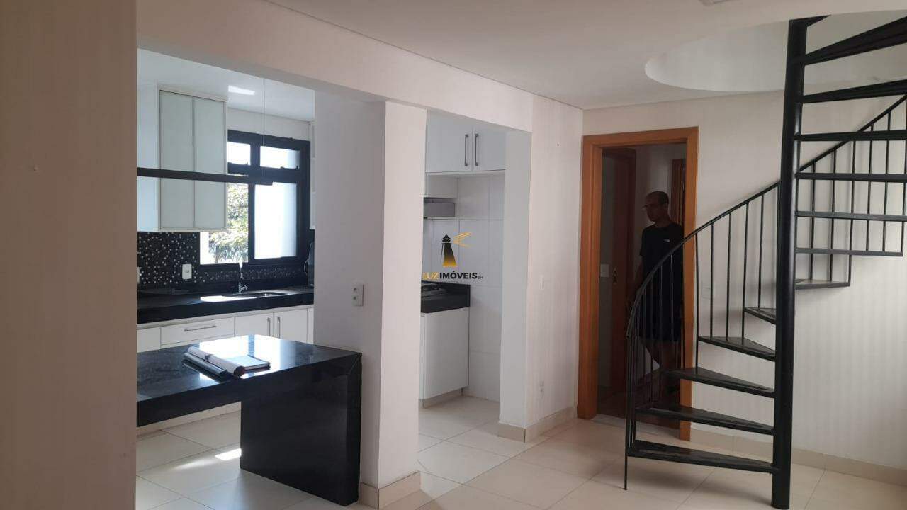 Cobertura à venda com 2 quartos, 120m² - Foto 3