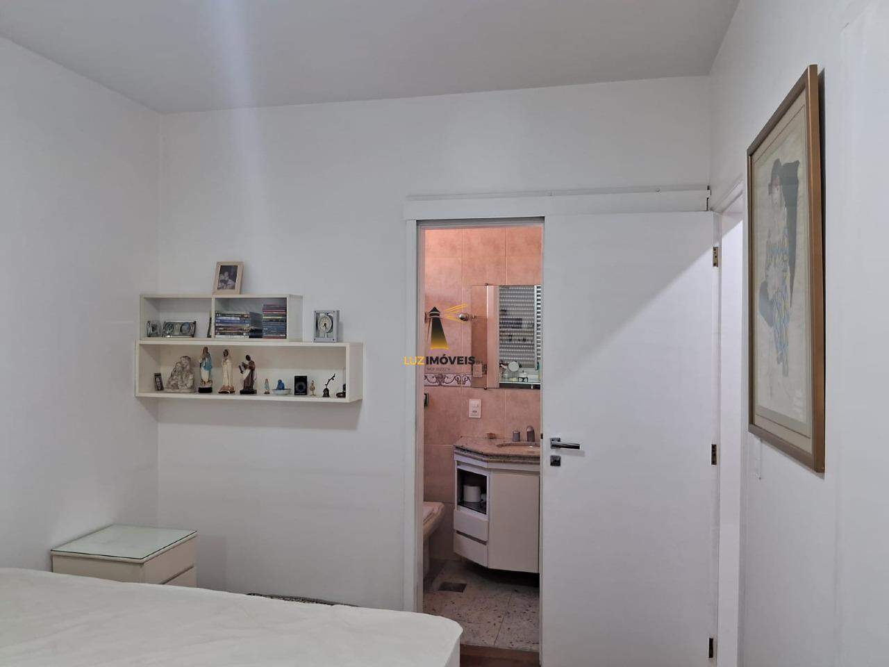 Apartamento à venda com 3 quartos, 140m² - Foto 10