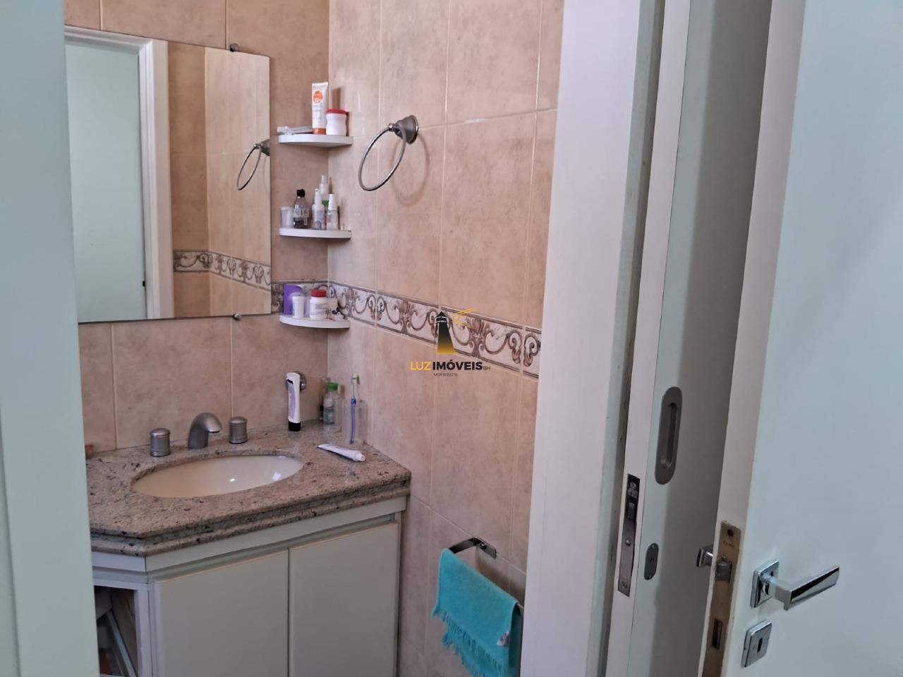 Apartamento à venda com 3 quartos, 140m² - Foto 12