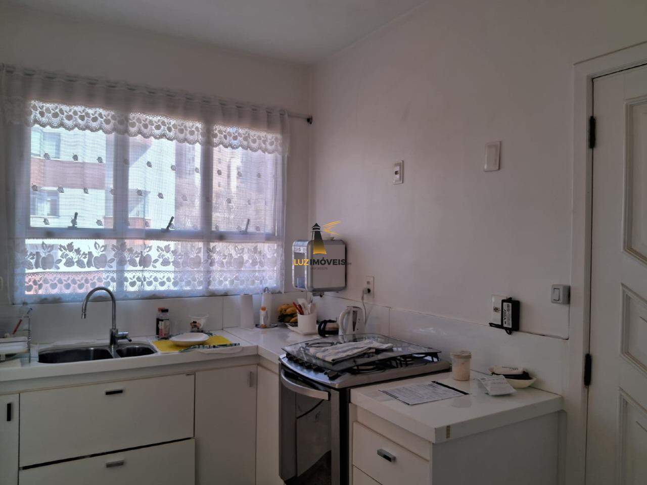 Apartamento à venda com 3 quartos, 140m² - Foto 17