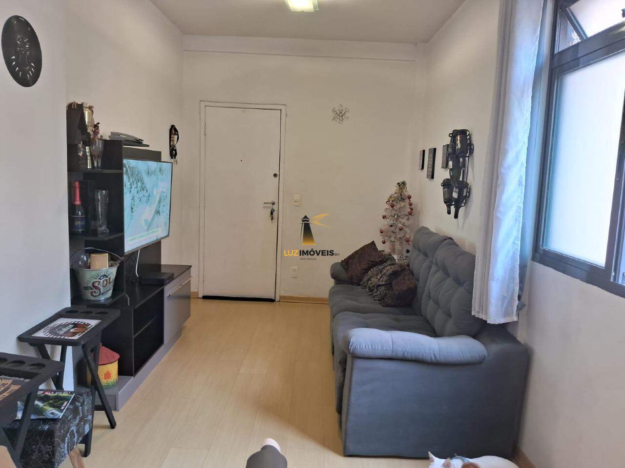 Apartamento para alugar com 2 quartos, 70m² - Foto 2