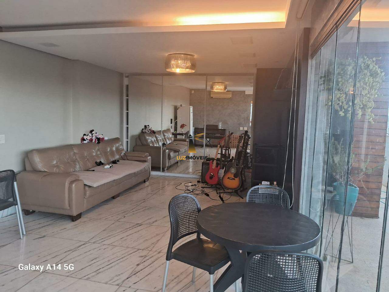 Cobertura para alugar com 3 quartos, 282m² - Foto 19