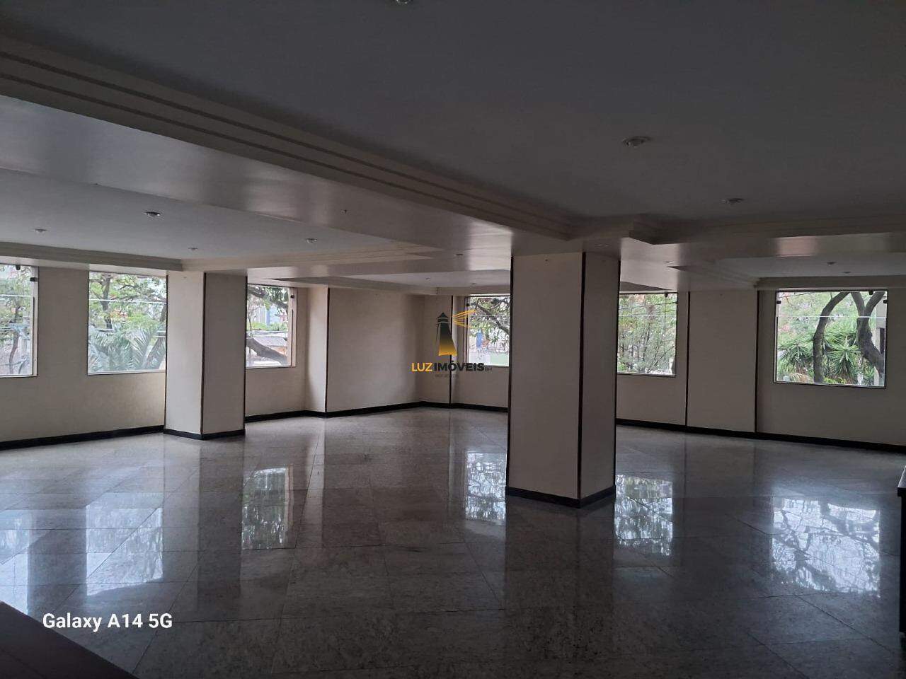 Cobertura para alugar com 3 quartos, 282m² - Foto 3