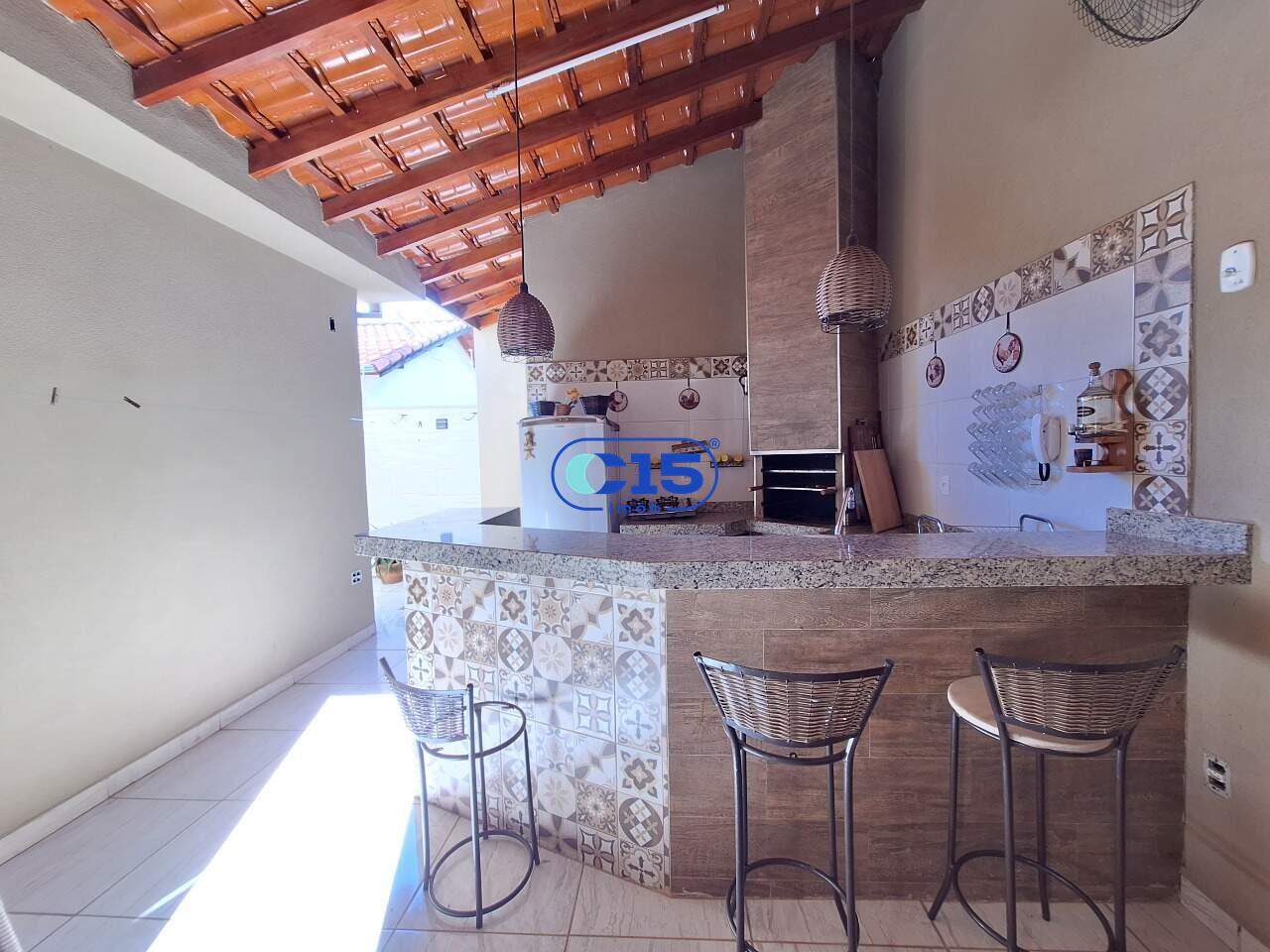 Casa à venda no Prolongamento Parque das Esmeraldas: 