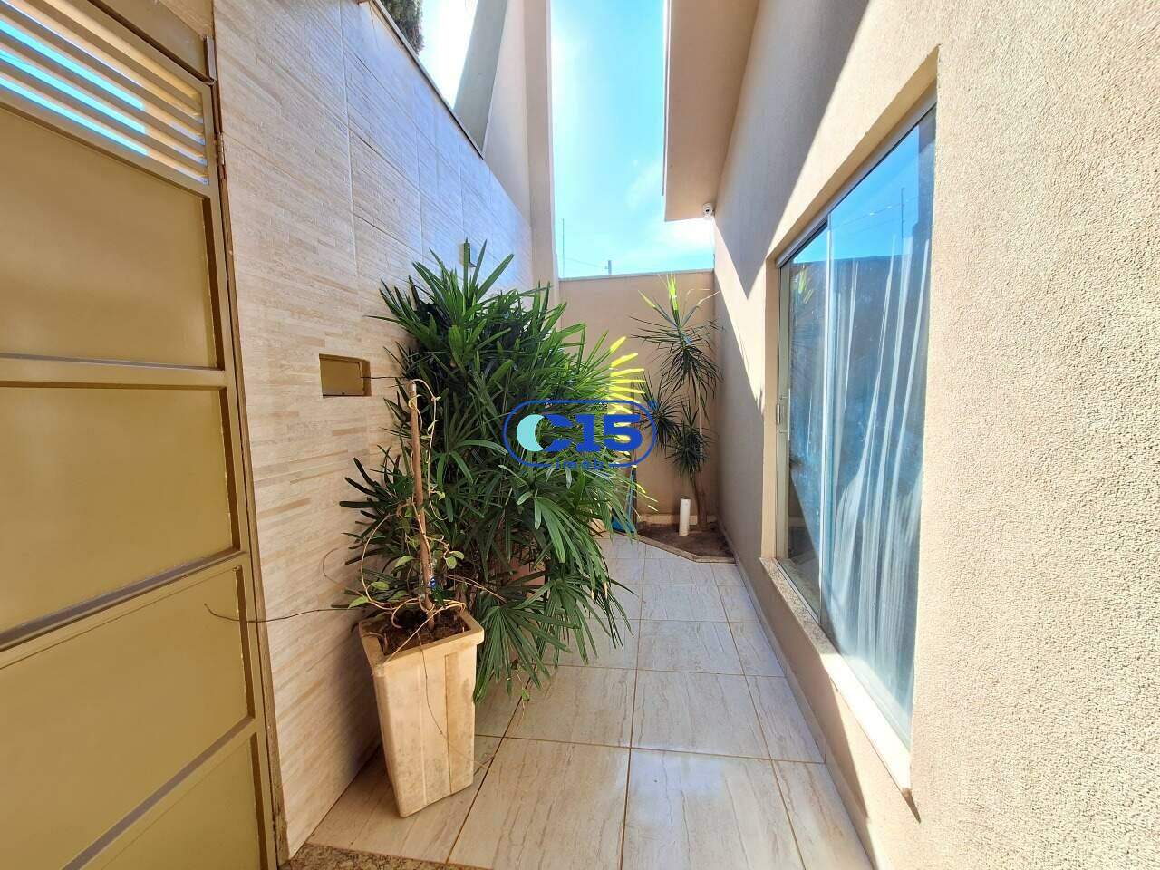 Casa à venda no Prolongamento Parque das Esmeraldas: 