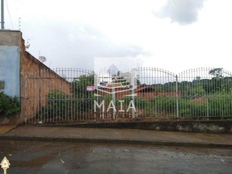 Terreno/Área à venda no Jardim Uberaba: 