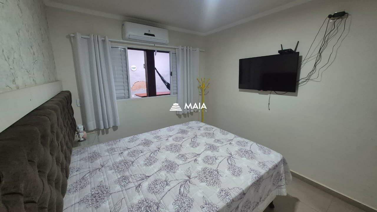 Casa de Condomínio à venda no Portal Beija Flor: 