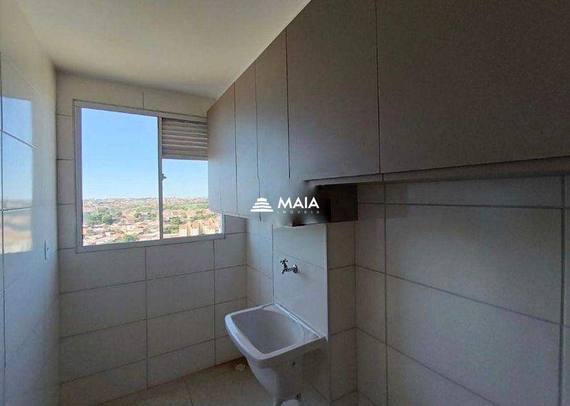Apartamento para aluguel no Parque do Mirante: 