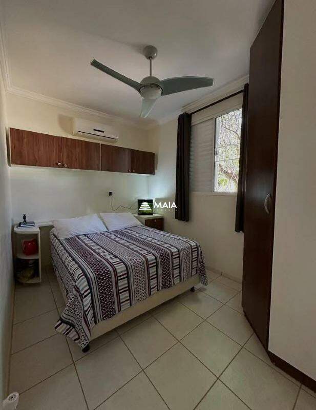 Casa de Condomínio à venda no Village Mercês: 