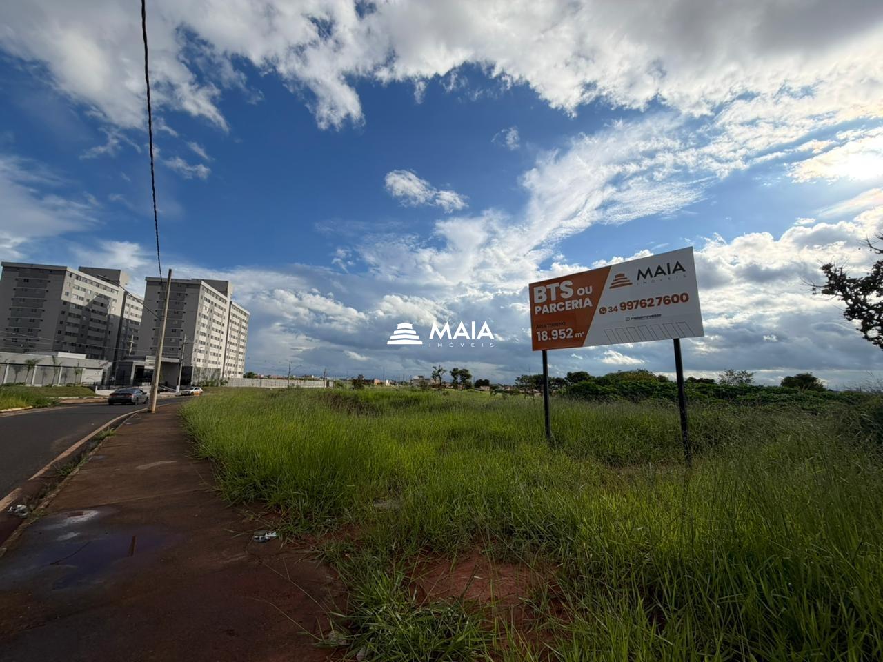 BTS para aluguel no Paraíso: 