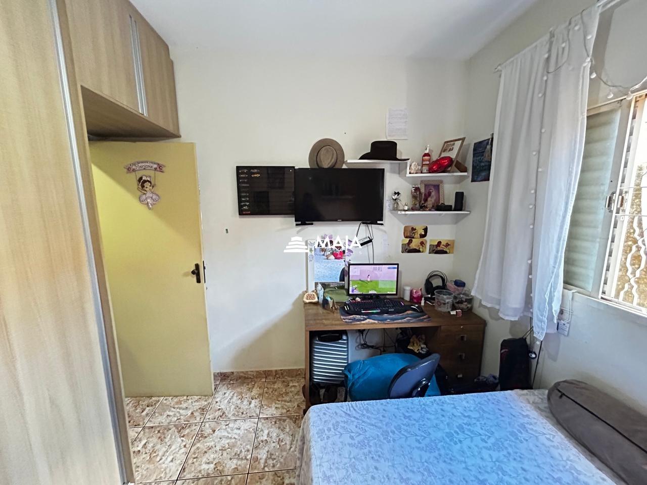 Casa à venda no Vila Militar: 