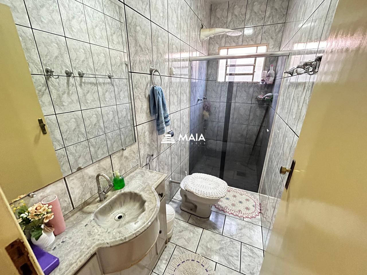 Casa à venda no Vila Militar: 