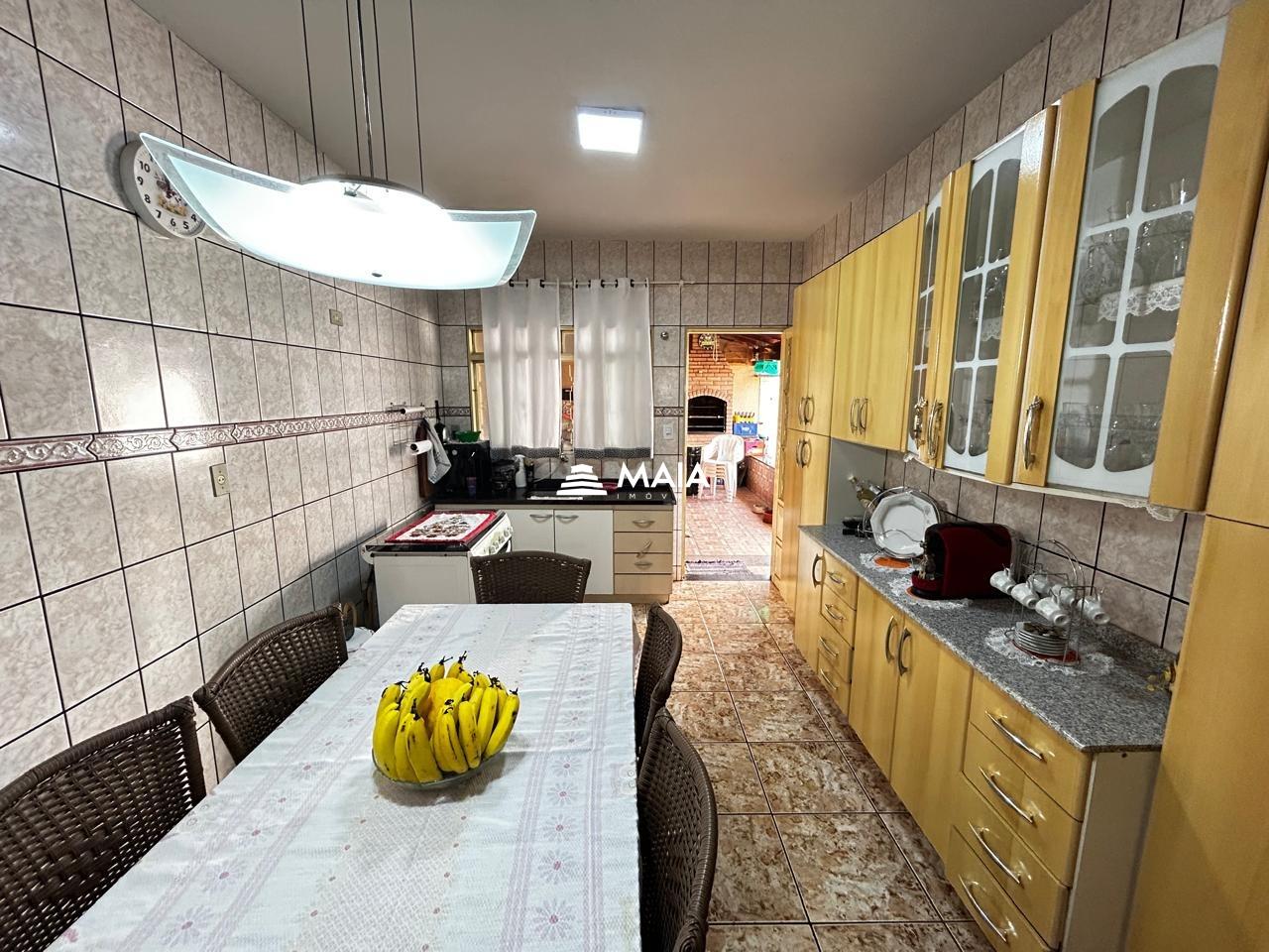 Casa à venda no Vila Militar: 