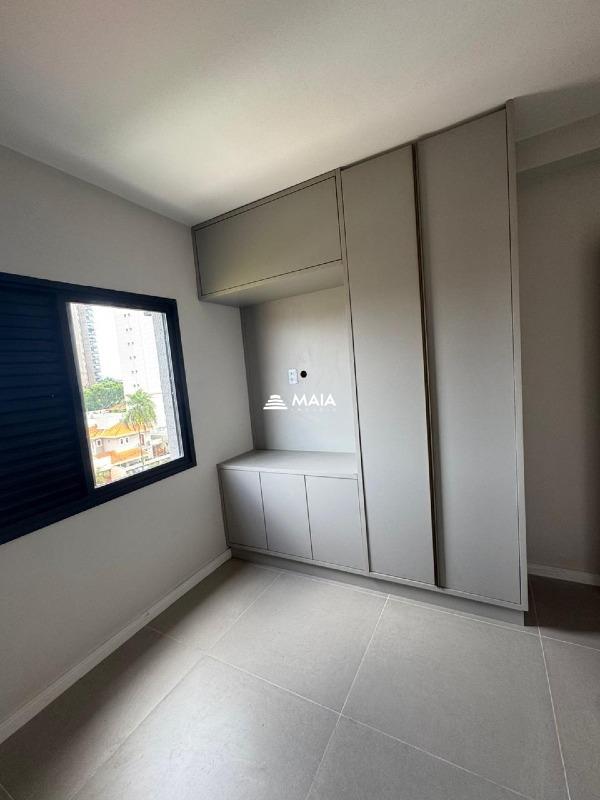 Apartamento à venda no Mercês: 