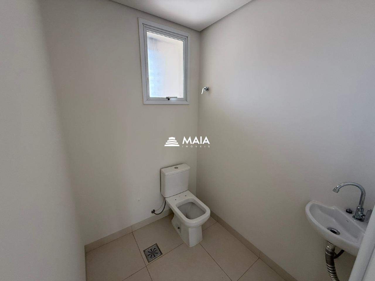 Comercial à venda no Santa Maria: 