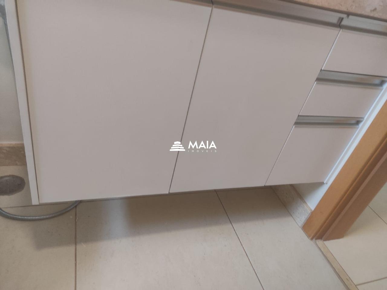 Apartamento para aluguel no Mercês: 