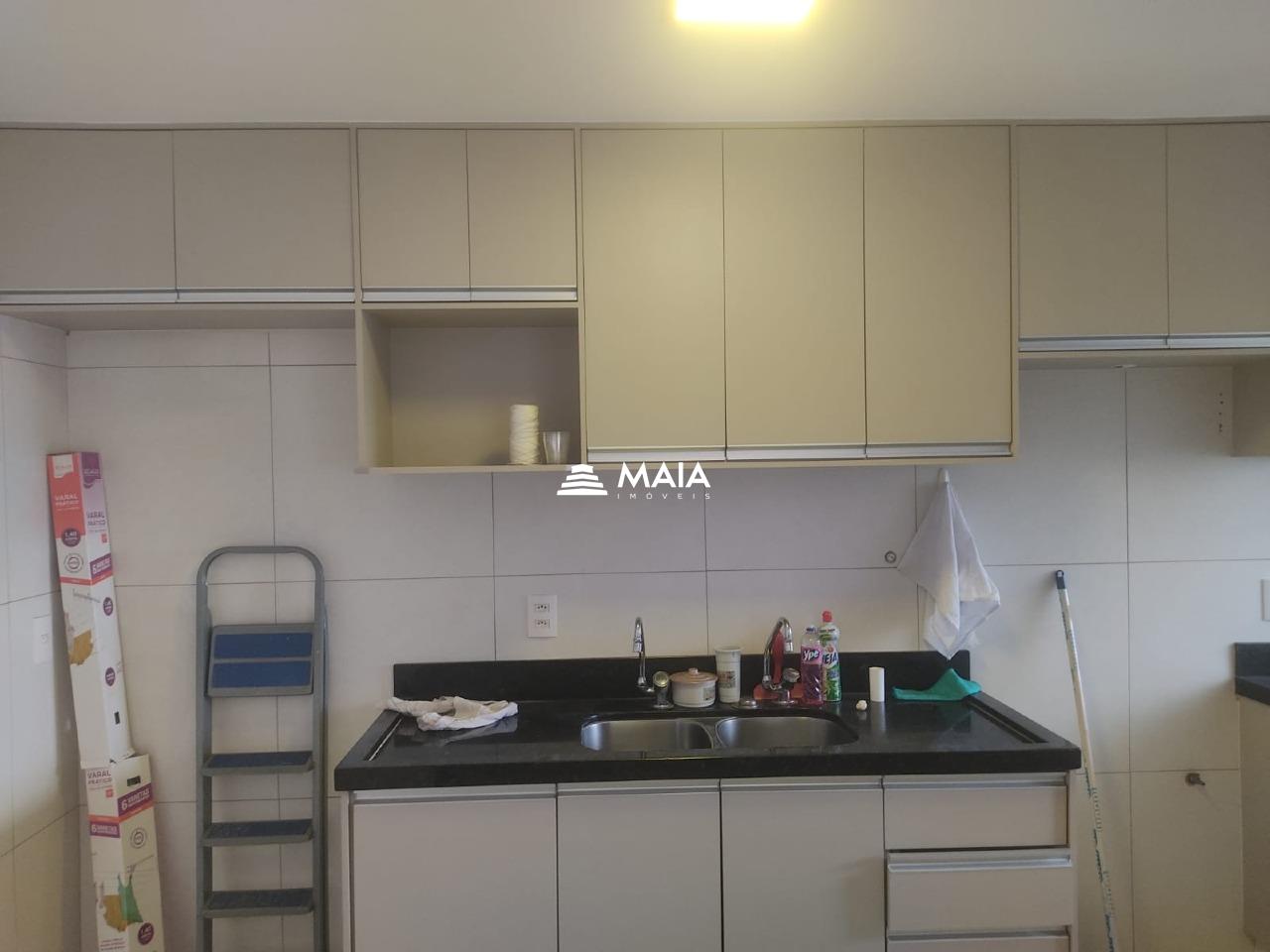 Apartamento para aluguel no Mercês: 