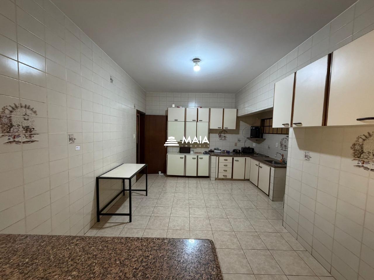 Casa à venda no Centro: 