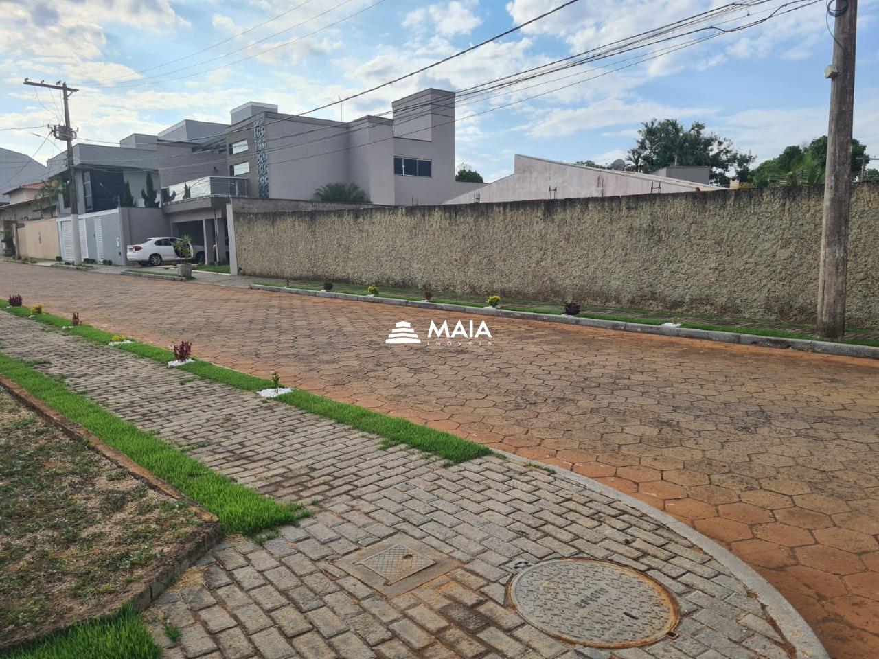 Terreno/Área à venda no Santos Dumont: 