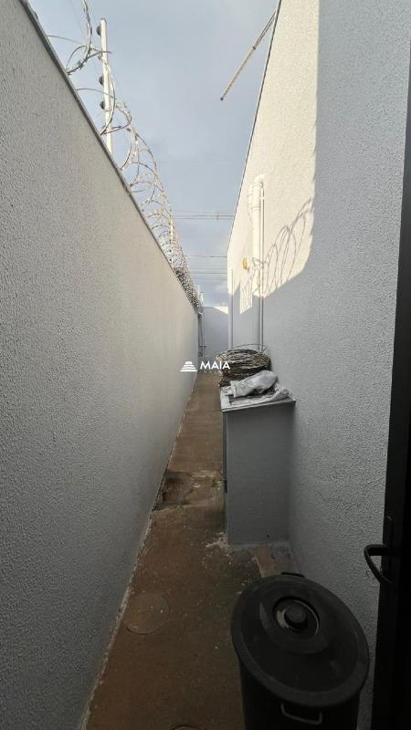 Casa para aluguel no Parque das Laranjeiras: 