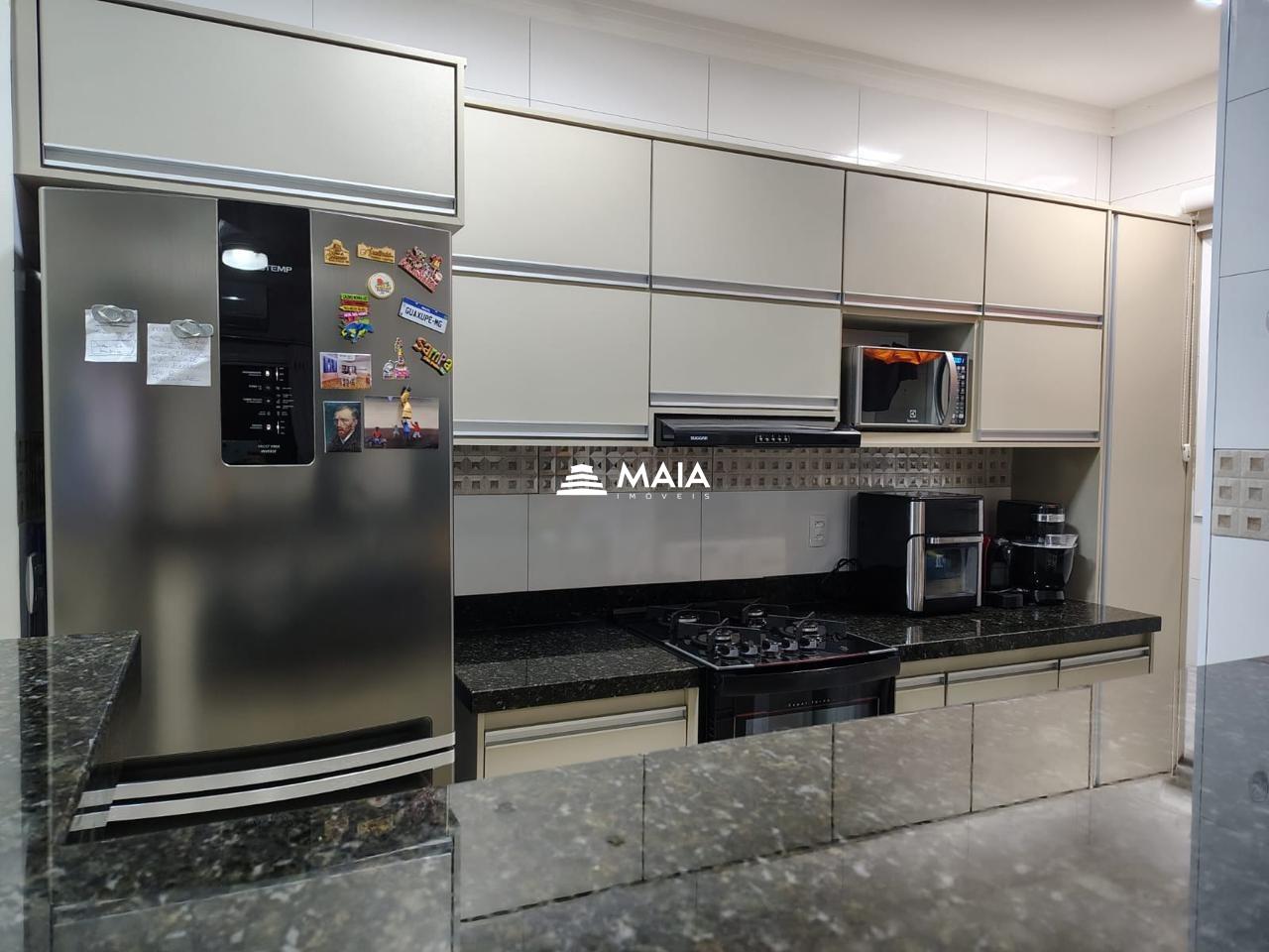 Apartamento à venda no Santa Maria: 