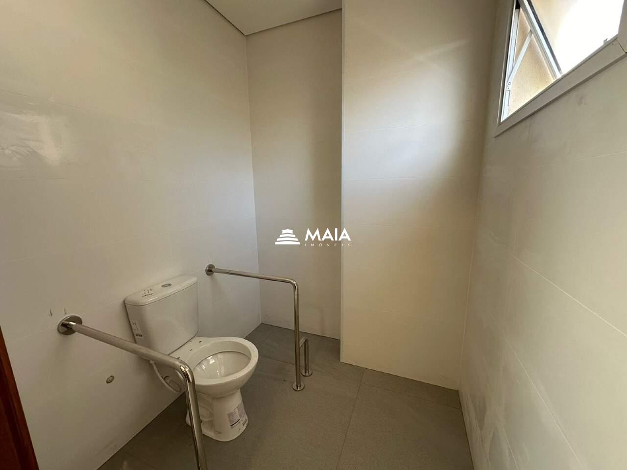 Apartamento para aluguel no Mercês: 