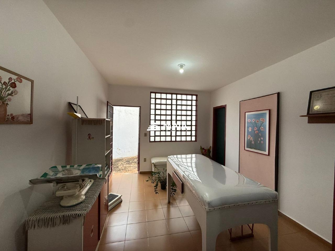 Comercial para aluguel no Jardim Alexandre Campos: 