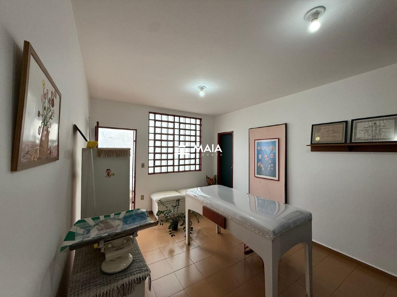 Comercial para aluguel no Jardim Alexandre Campos: 