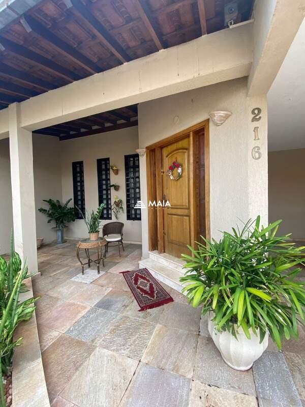 Casa para aluguel no Vila Olímpica: 