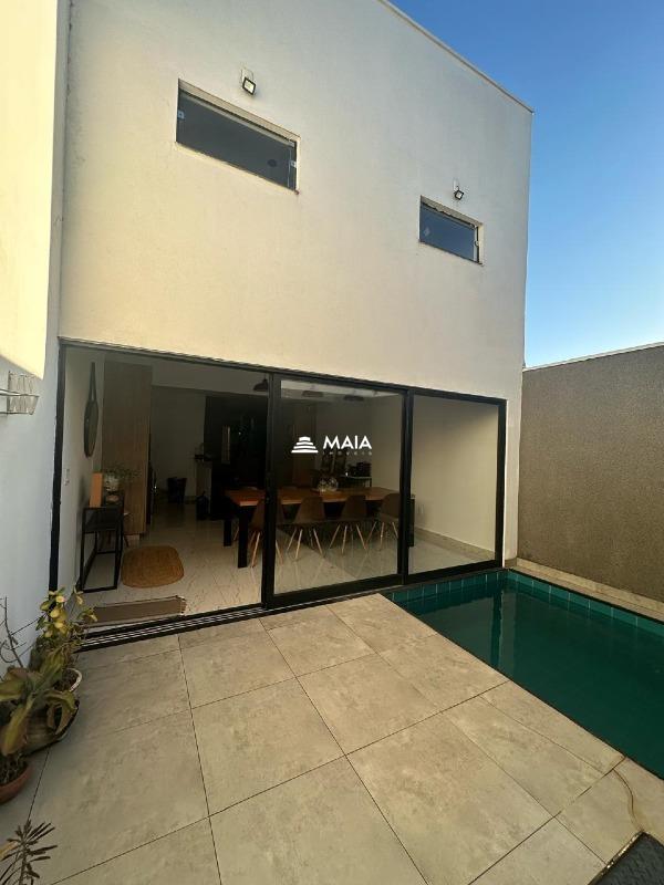 Casa de Condomínio à venda no Recreio dos Bandeirantes: 