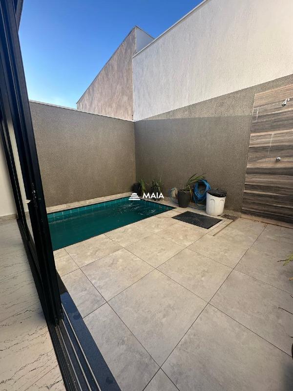 Casa de Condomínio à venda no Recreio dos Bandeirantes: 