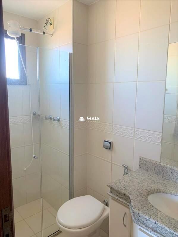 Apartamento para aluguel no Mercês: 