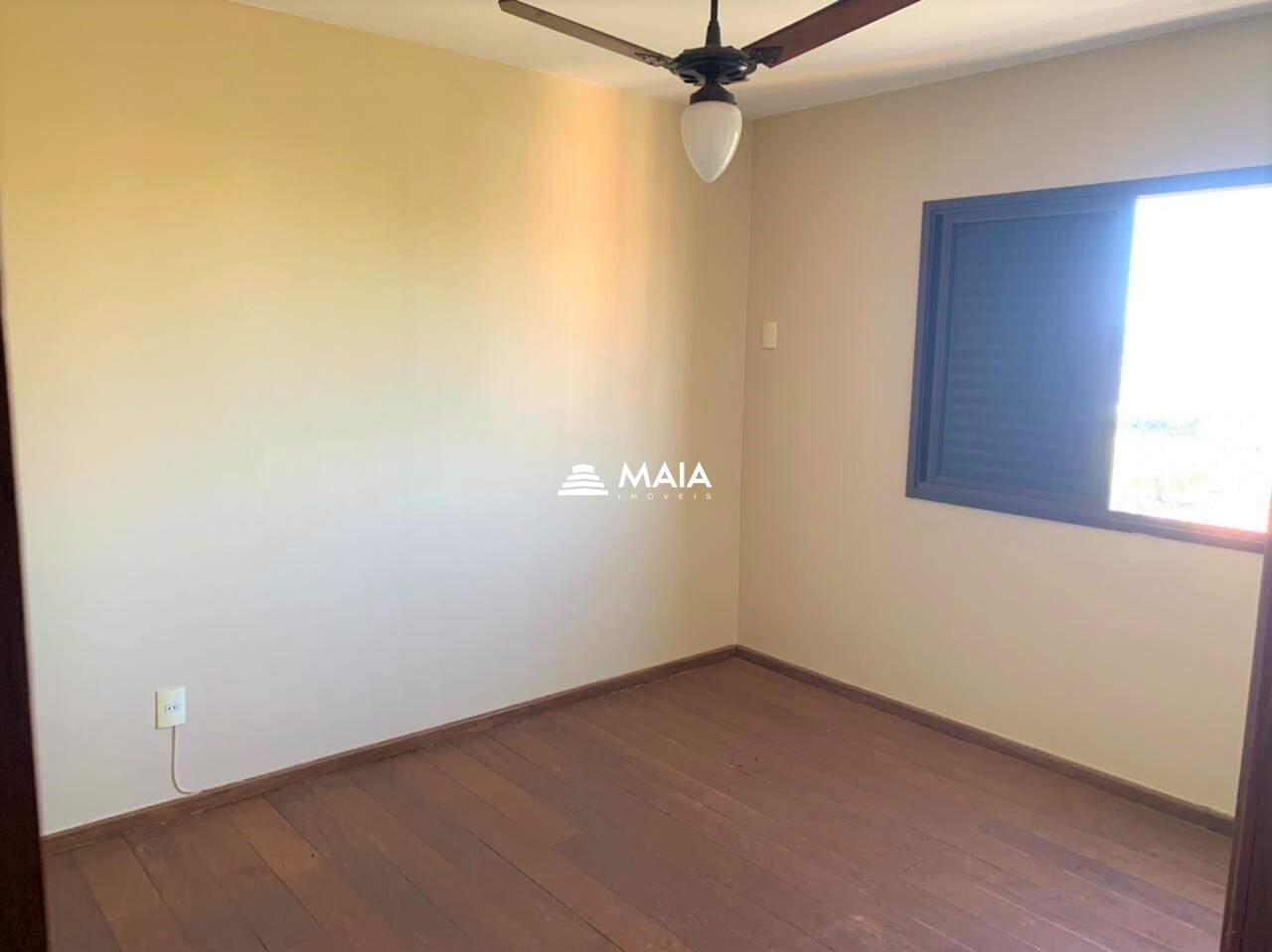 Apartamento para aluguel no Mercês: 