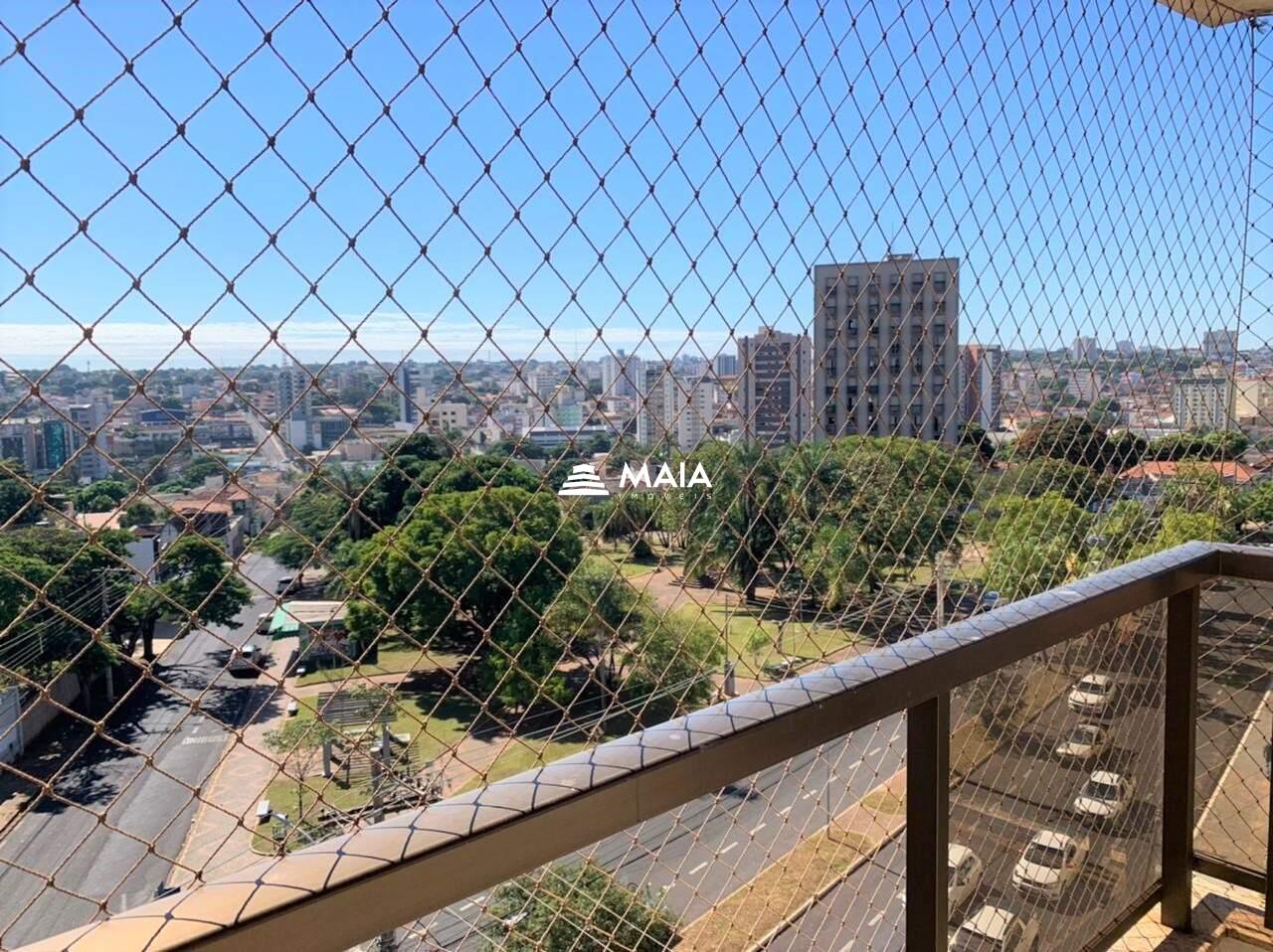 Apartamento para aluguel no Mercês: 