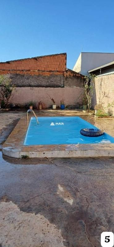 Casa à venda no Bairro Fábricio