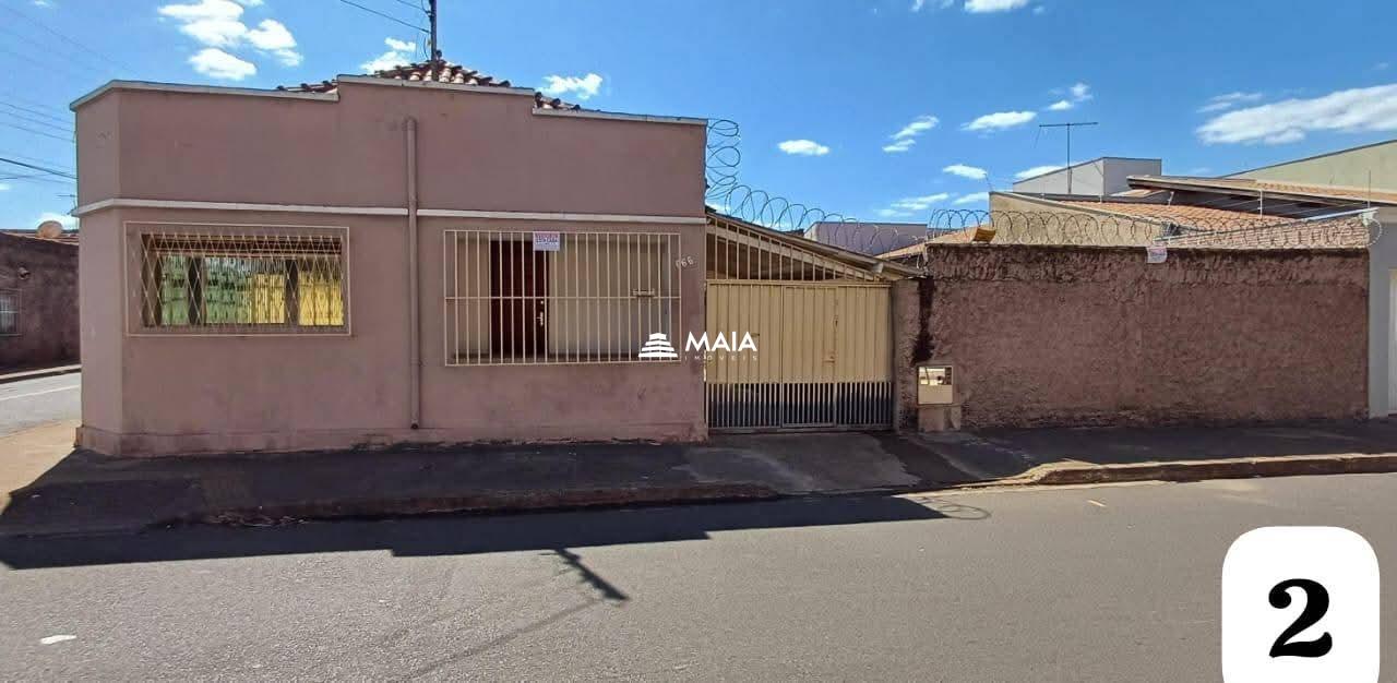 Casa à venda no Fabrício: 