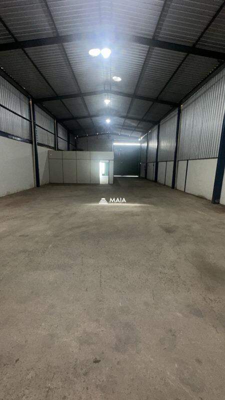 Galpão para aluguel no Parque das Laranjeiras: 