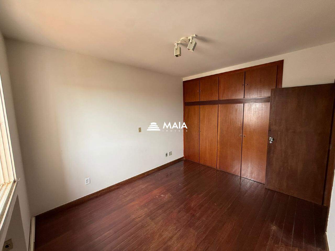 Apartamento para aluguel no Nossa Senhora da Abadia: 