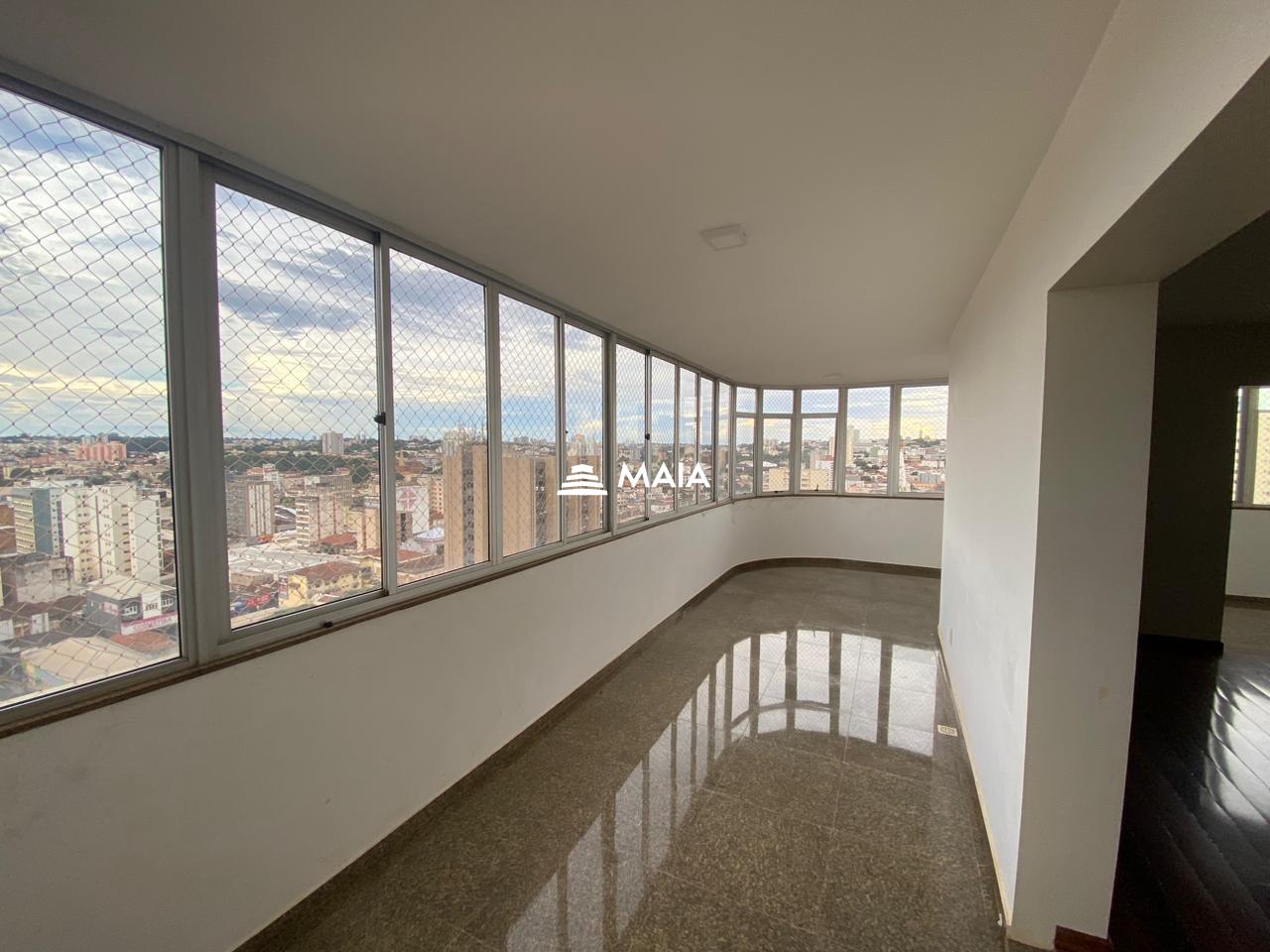 Apartamento para aluguel no Centro: 