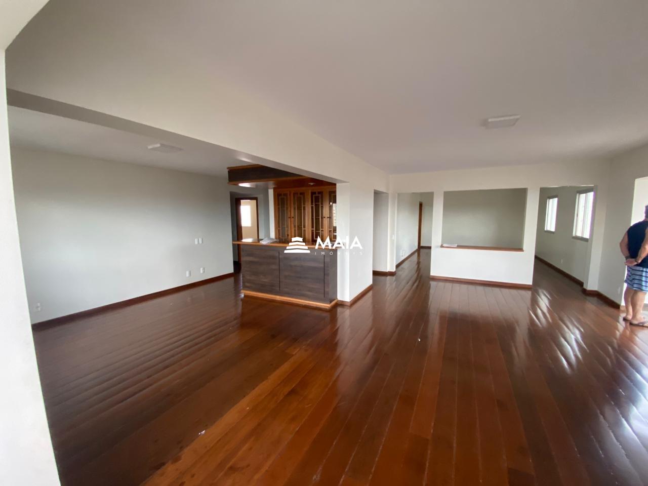 Apartamento para aluguel no Centro: 