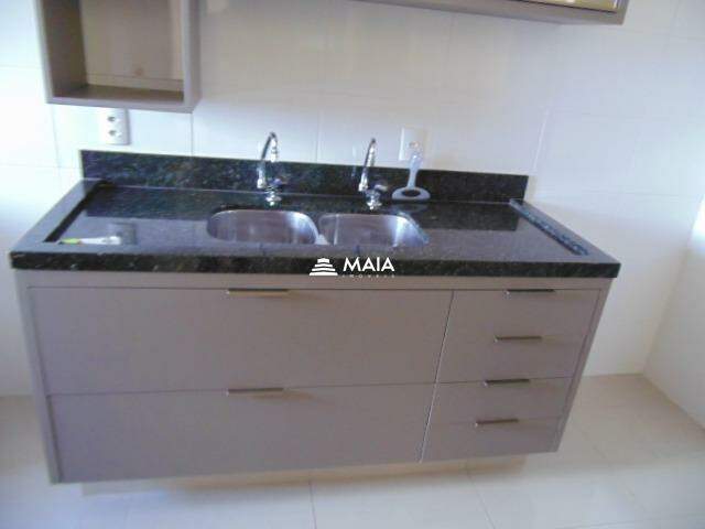 Apartamento à venda no Mercês: 