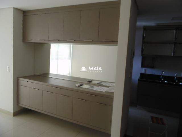 Apartamento à venda no Mercês: 