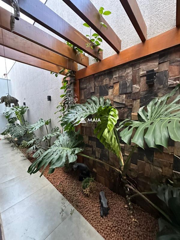 Casa à venda no Oneida Mendes II: 
