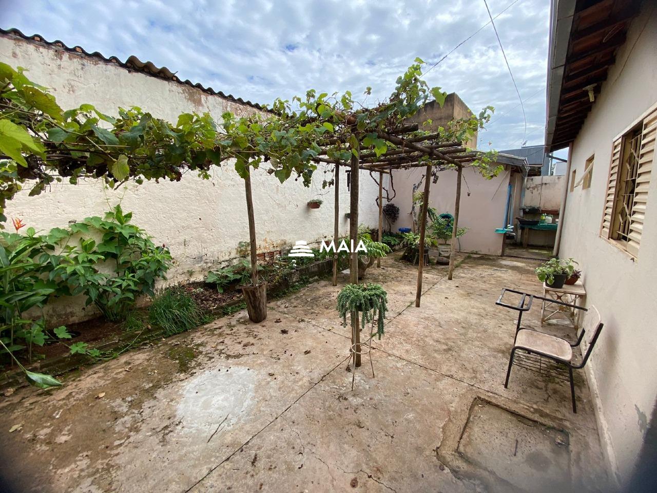 Casa à venda no Cássio Rezende: 