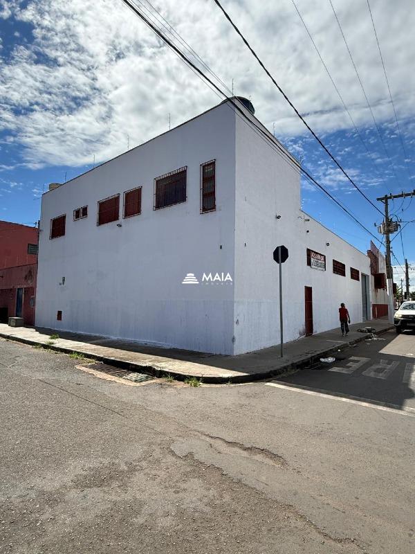 Galpão para alugar próximo à Avenida Bandeirantes 
