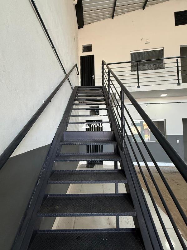 Galpão para aluguel no Amoroso Costa: 