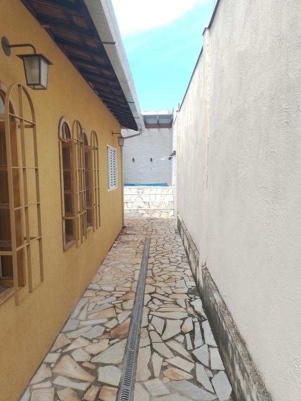 Casa à venda no Residencial Presidente Tancredo Neves: 