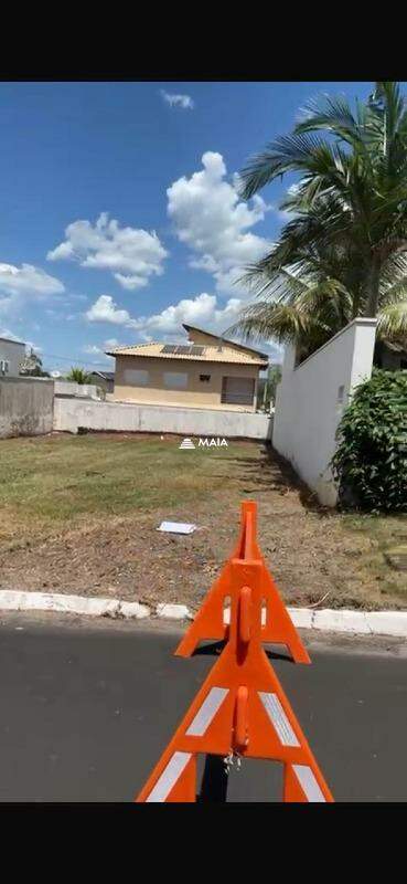 Terreno em Condomínio à venda no Rifaina: 