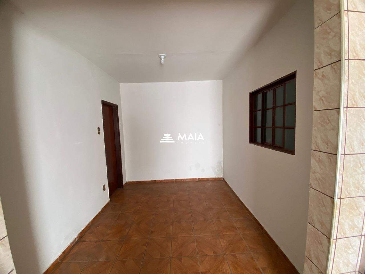 Casa para aluguel no Mercês: 