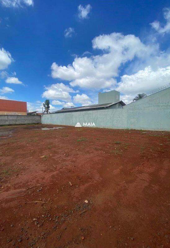 Terreno à venda no Bairro Parque das Américas